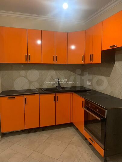 2-к. квартира, 38 м², 21/30 эт.