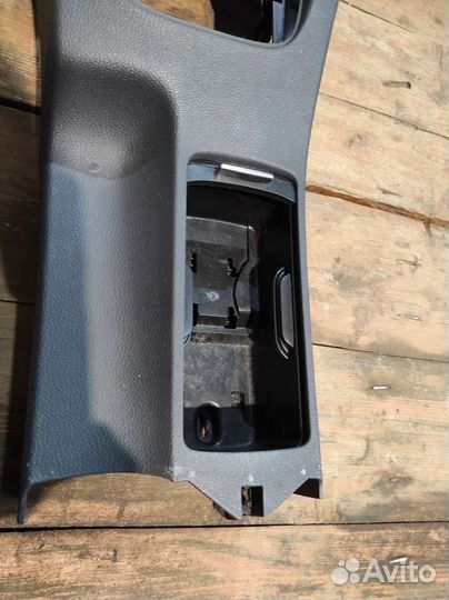 Центральная консоль Golf 5 Jetta