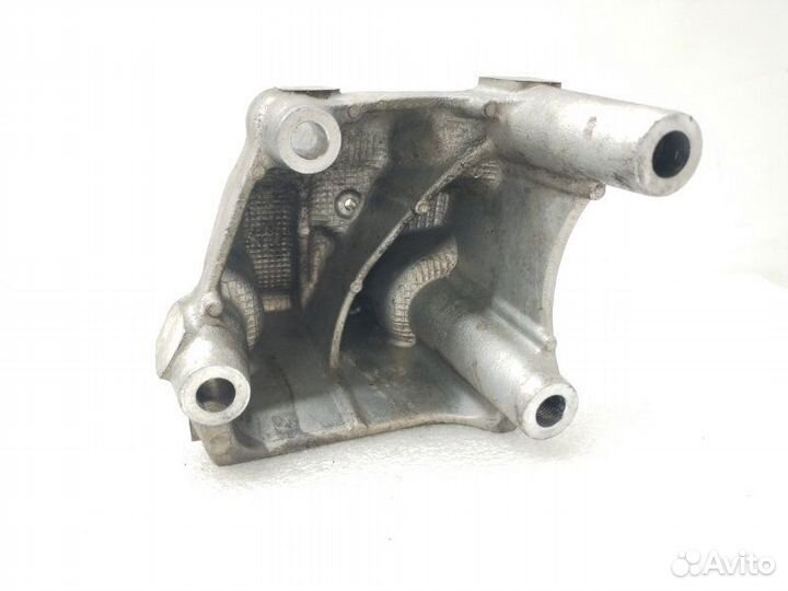 Кронштейн двигателя Honda Accord 7 2.4 2005