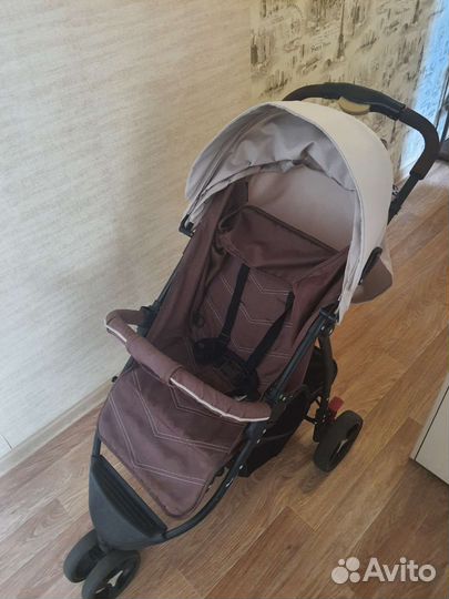 Прогулочная коляска трость