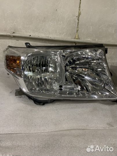 Фары land cruiser 200