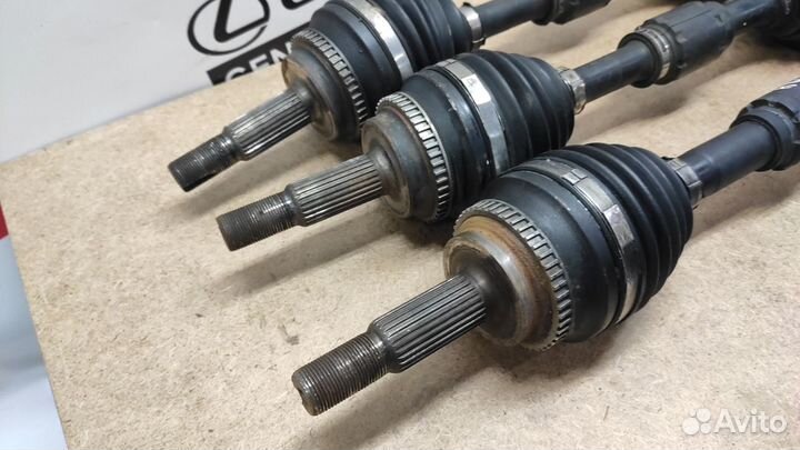 Привод передний левый Toyota Camry V30 V40 2.4л