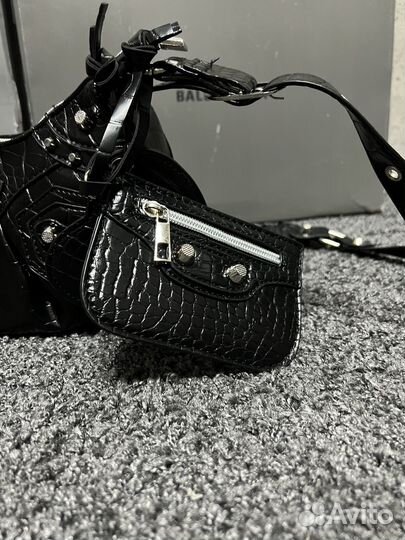 Balenciaga Le Cagole Bag