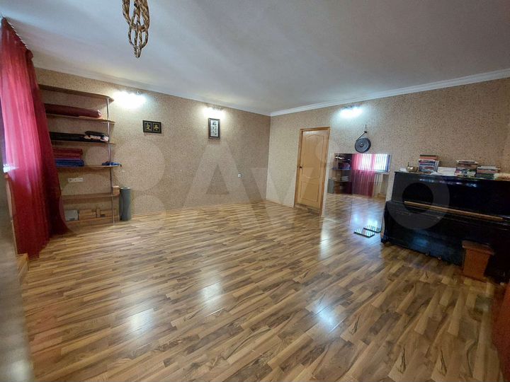 3-к. квартира, 56,3 м², 1/5 эт.