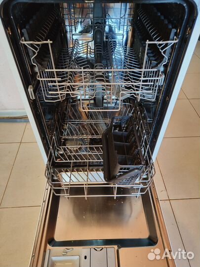 Посудомоечная машина Electrolux