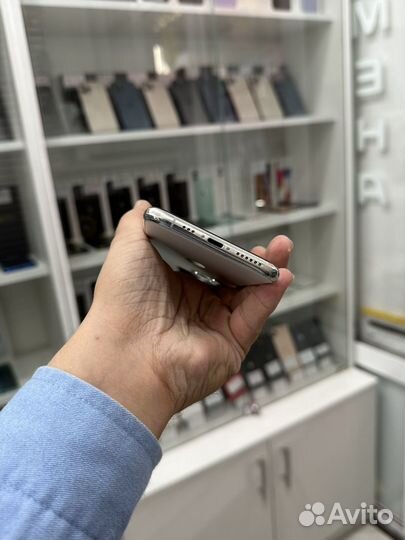 iPhone 11 Pro, 256 ГБ