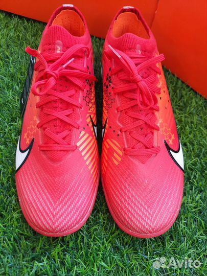 Футбольные бутсы сороконожки MDS Red