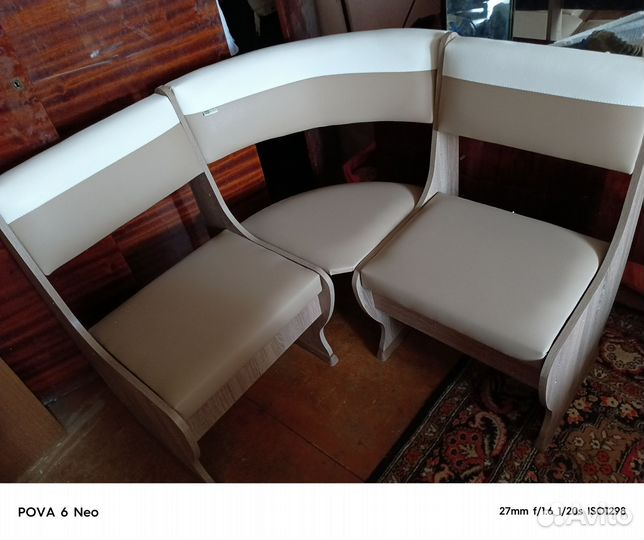 Мягкий уголок для кухни