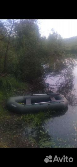 Лодка Днепр