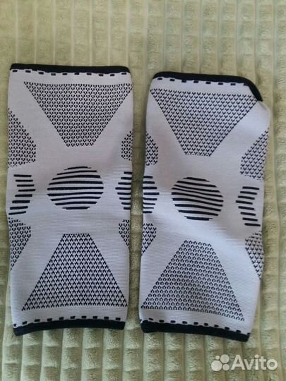 Наколенники компрессионные, бандаж на колено (S)