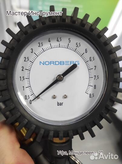 Пистолет для подкачки колес с манометром 80 мм