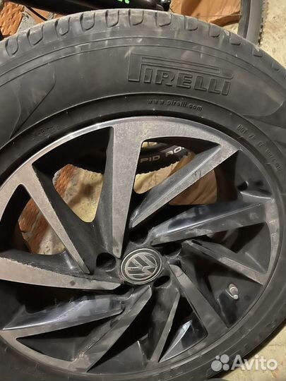 Pirelli Scorpion 215/65 R17