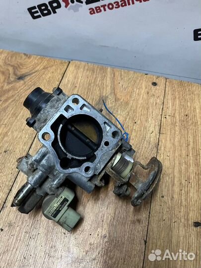 Дроссельная заслонка Toyota Carina E