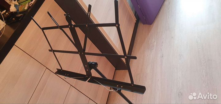 Нотный пульт Soundness GMS-001B металл. с чехлом