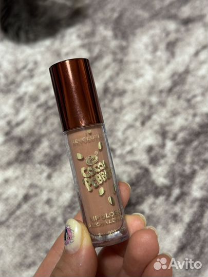 Блеск для губ Revolution