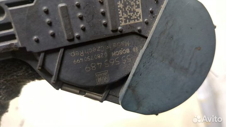 Заслонка дроссельная Chevrolet Trax, 2017