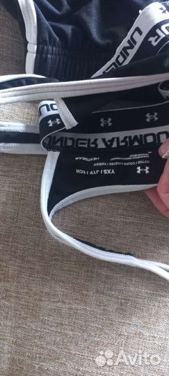 Under armour топ и шорты