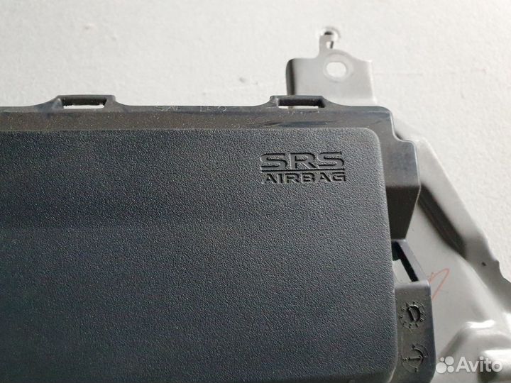 Подушка безопасности коленная лансер10