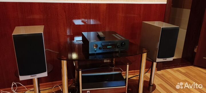 Sacd/CD ресивер Magnat MC 1 + акустика