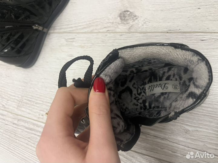 Ботинки женские