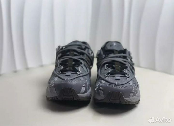 Кроссовки asics