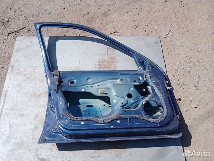 Дверь передняя левая Renault Megane в сборе