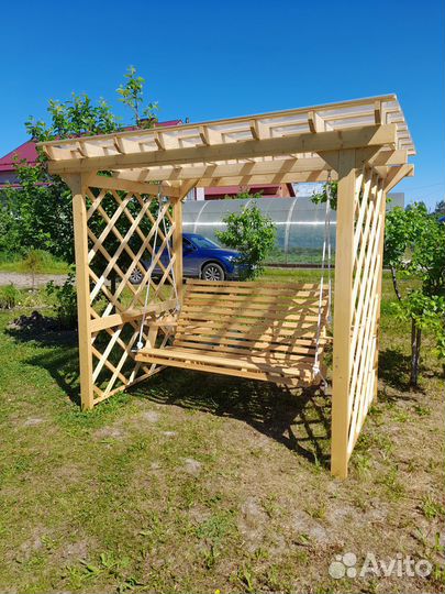 Садовые качели из дерева