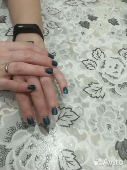 Покрытие и наращивание ногтей