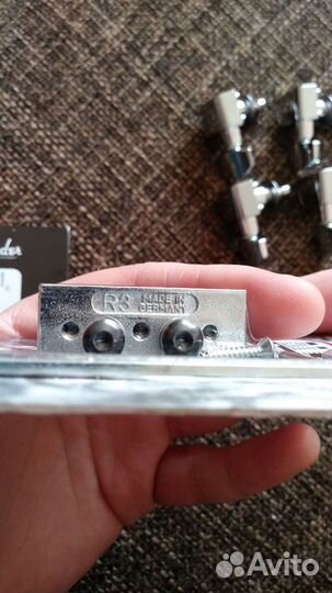 Новый Schaller топ-лок для Stratocaster