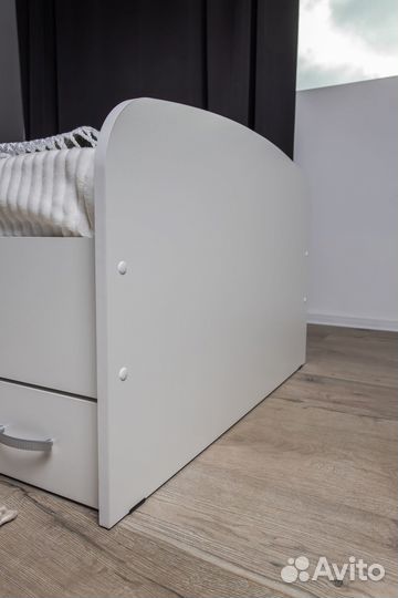 Кровать Виктория Kids с ящиками