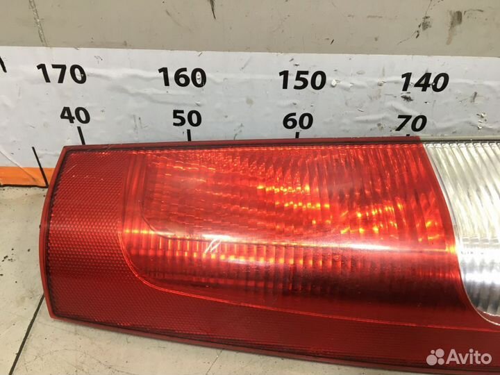 Фонарь задний левый Mercedes W639 Vito Viano