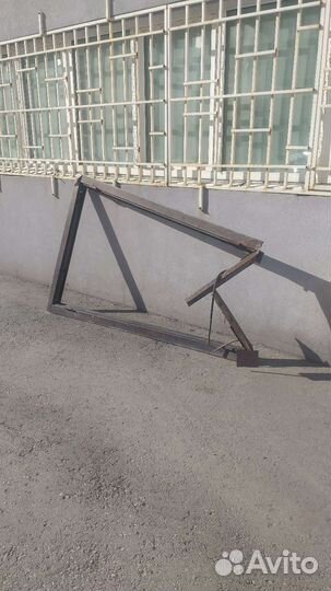 Металлическая дверь бу