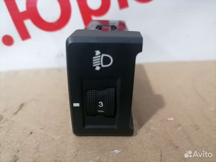 Кнопка коректора фар Hyundai I30