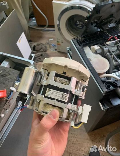 Ремонт стиральных машин, холодильников