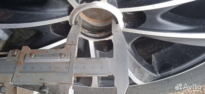 Accelera 651 4/4.5 R4