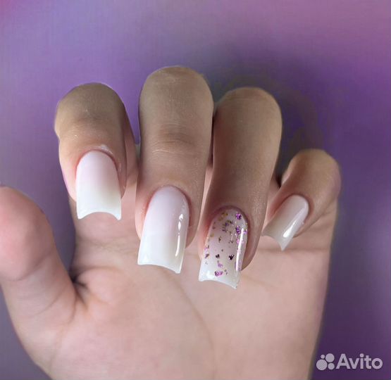 Маникюр и наращивание ногтей