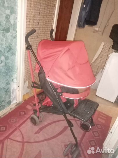 Прогулочная коляска