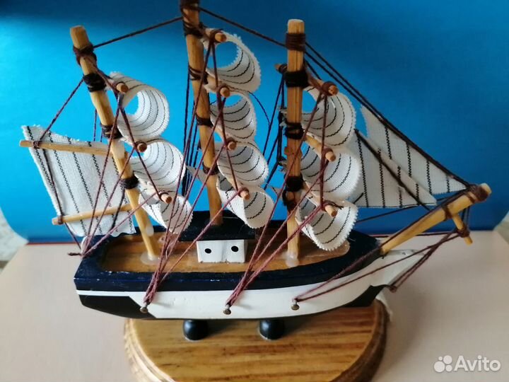 Кораблик модель