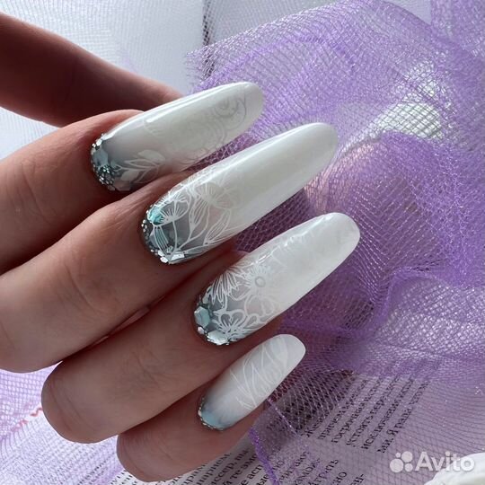 Маникюр,наращивание ногтей