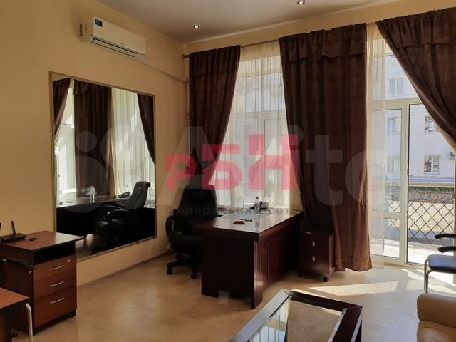 Офисное с арендатором на 1 линии 40 кв.м