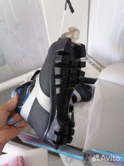 Лыжные ботинки