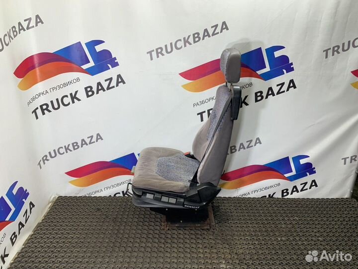 Сиденье переднее левое Renault Magnum