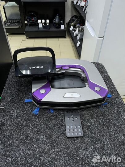 Робот-пылесос Philips FC8796 SmartPro Easy