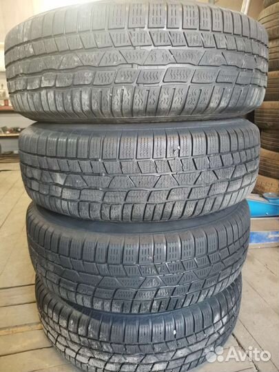 Continental ContiWinterContact TS 830 P 215/65 R17