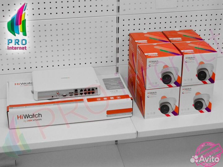 IP-камеры HiWatch 4Mpx ColorVu купольные