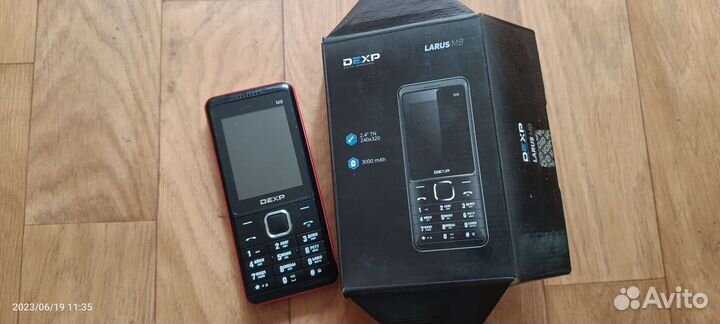 DEXP Larus M8