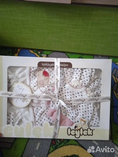 Набор для девочки на выписку