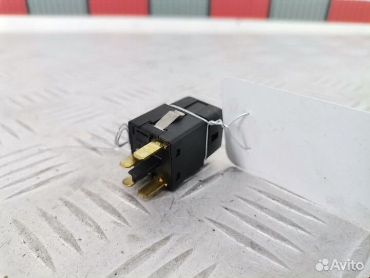 Кнопка противотуманных фар Opel Corsa B 1996