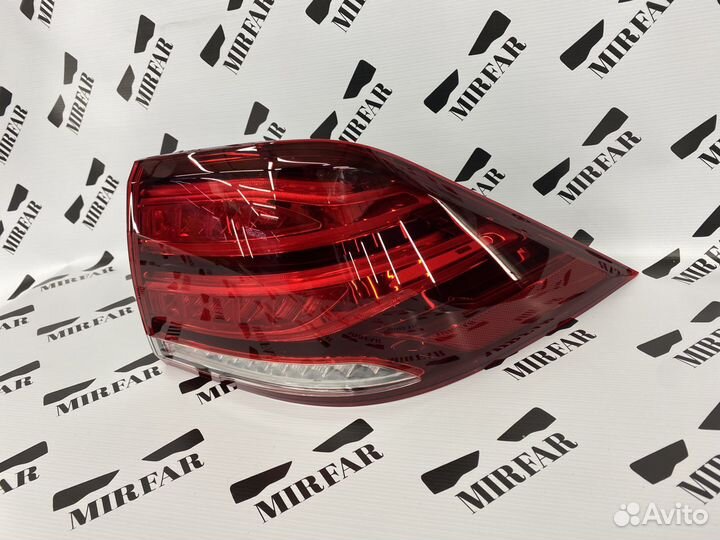 Задний правый внешний фонарь MercedesBenz GLE w166