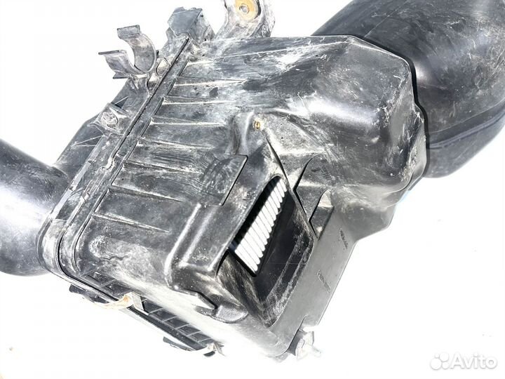 Корпус воздушного фильтра Subaru Tribeca